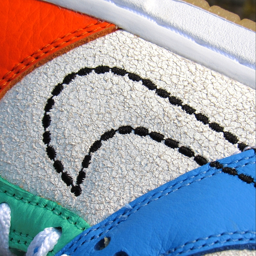 Nike Dunk Low - Picture 3 of 11